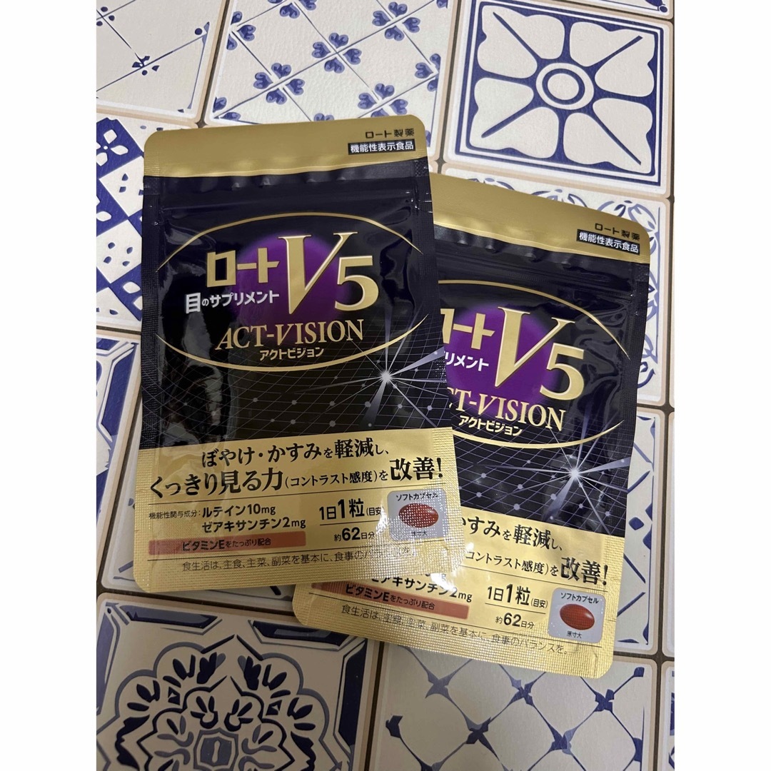 ロート製薬 - ロートV5アクトビジョン(2袋)の通販 by JiJi's shop ...