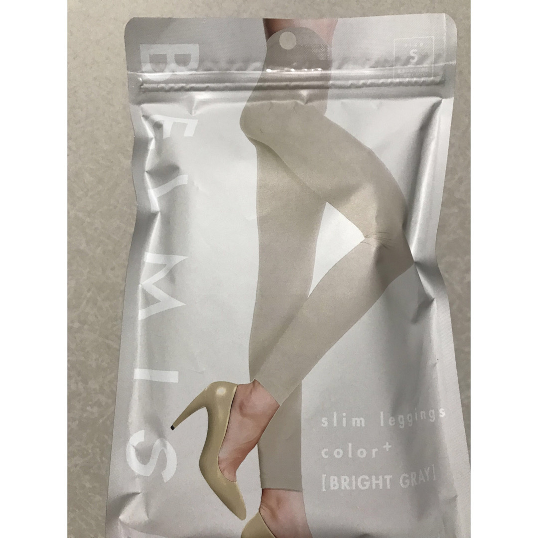 価格交渉不可¥2500 管理⑧ ベルミス スリムレギンス カラープラス の