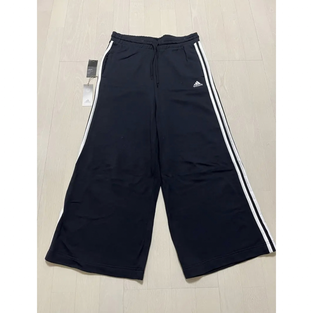 adidas(アディダス)のadidas アディダス　ワイドパンツ　黒　2XL レディースのパンツ(その他)の商品写真