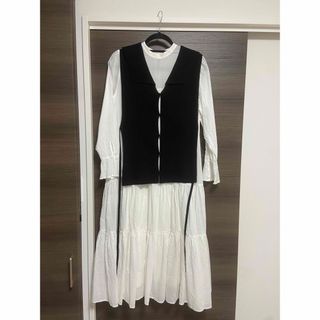 アメリヴィンテージ(Ameri VINTAGE)のAMERI COLLAR KNIT VEST WITH DRESS(ロングワンピース/マキシワンピース)