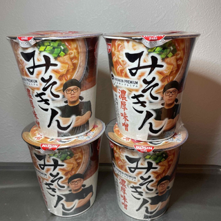 ニッシンショクヒン(日清食品)のみそきん　4個セット(インスタント食品)