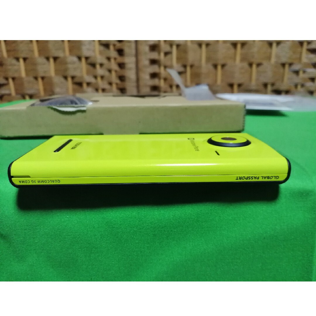 au Windows Phone IS12T KDDI 初期化済み SIMフリー