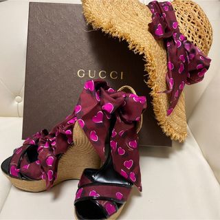 グッチ(Gucci)の限定大特価 ✨　GUCCI  ハート柄　ヴェッジサンダル(サンダル)