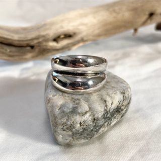 マルタンマルジェラ(Maison Martin Margiela)の【匿名発送】【限定】Vintage Puffy Double Line Ring(リング(指輪))