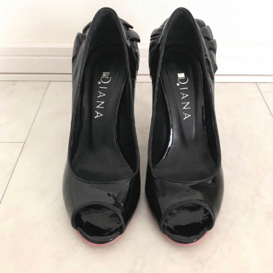 DIANA(ダイアナ)のDIANA バックフリルパンプス　23cm 2足まとめ売り レディースの靴/シューズ(ハイヒール/パンプス)の商品写真