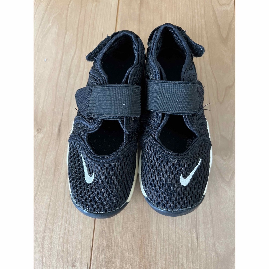 NIKE(ナイキ)のisdm様専用🧸NIKE ナイキ リトル リフト  SALE キッズ/ベビー/マタニティのベビー靴/シューズ(~14cm)(スニーカー)の商品写真