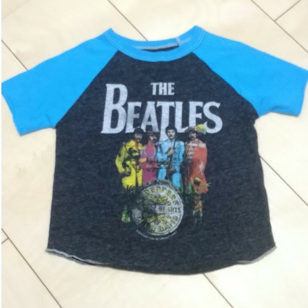 THE BEATLES(ビートルズ)のベビーＴシャツ　男の子 キッズ/ベビー/マタニティのベビー服(~85cm)(Ｔシャツ)の商品写真