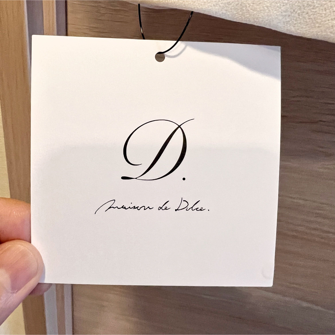 Drawer(ドゥロワー)の【新品未使用タグ付】 maison de dolce レディヨークトップス レディースのトップス(シャツ/ブラウス(半袖/袖なし))の商品写真