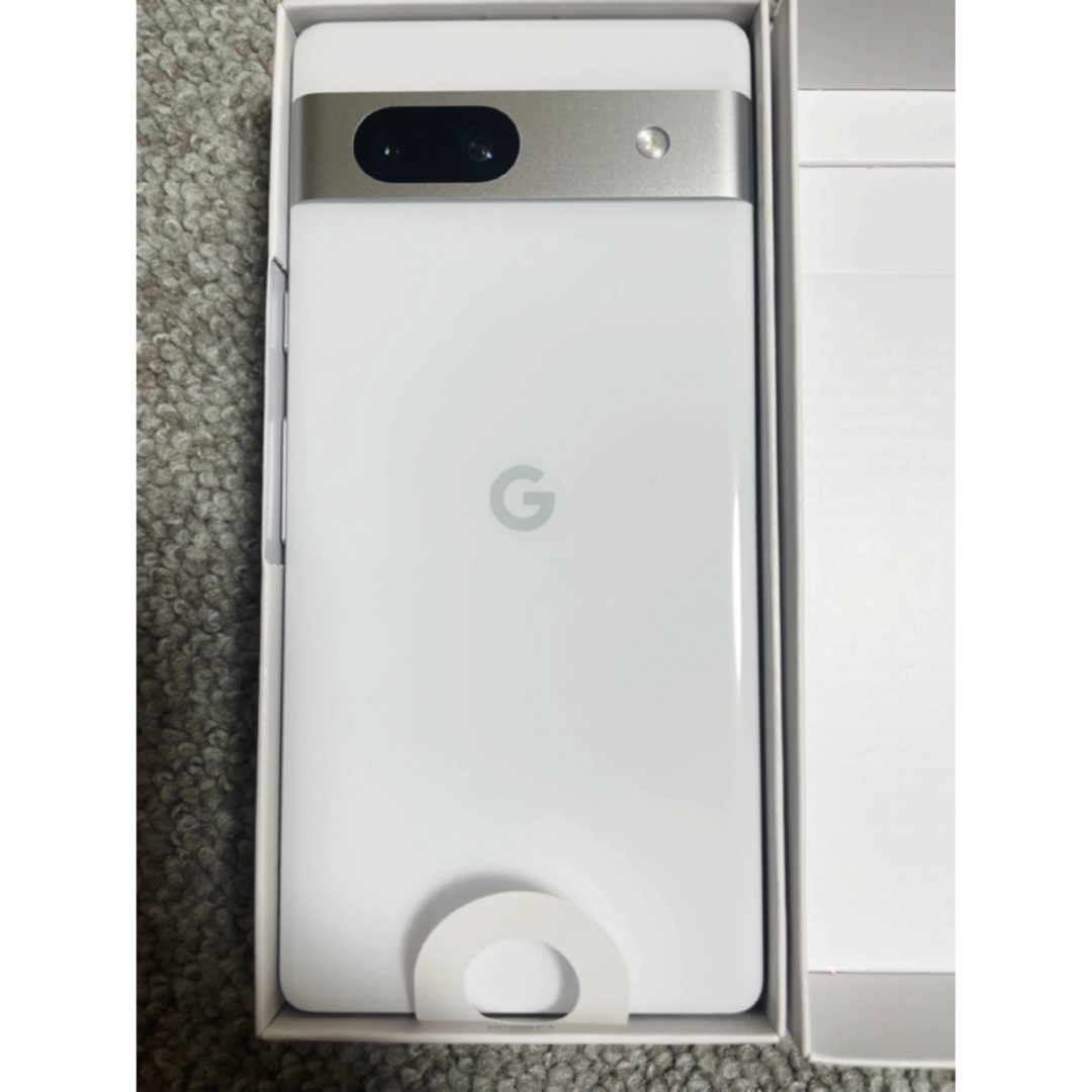 Google Pixel(グーグルピクセル)のPixel 7a ホワイト8GB/128GB[新品未使用] スマホ/家電/カメラのスマートフォン/携帯電話(スマートフォン本体)の商品写真