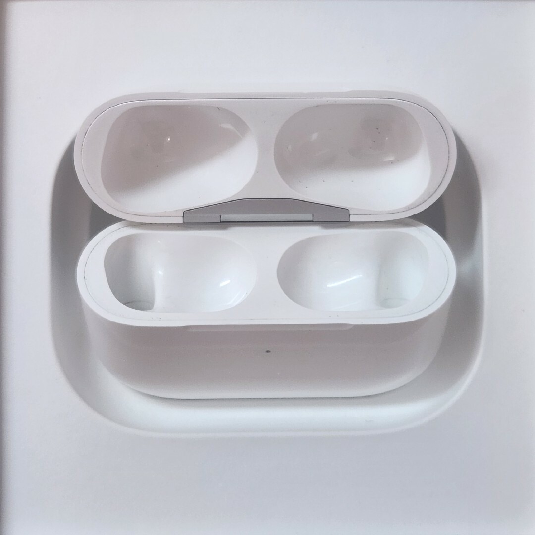 【極美品】Apple正規品　AirPods Pro第1世代　充電ケース　第一世代 2