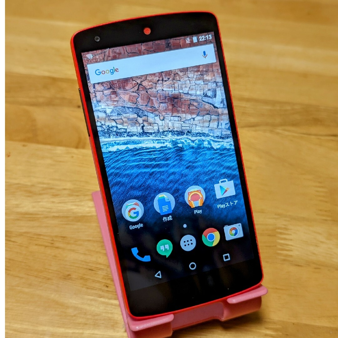 Google Nexus(グーグルネクサス)のGoogle nexus5 32G（LG）RED スマホ本体 スマホ/家電/カメラのスマートフォン/携帯電話(スマートフォン本体)の商品写真