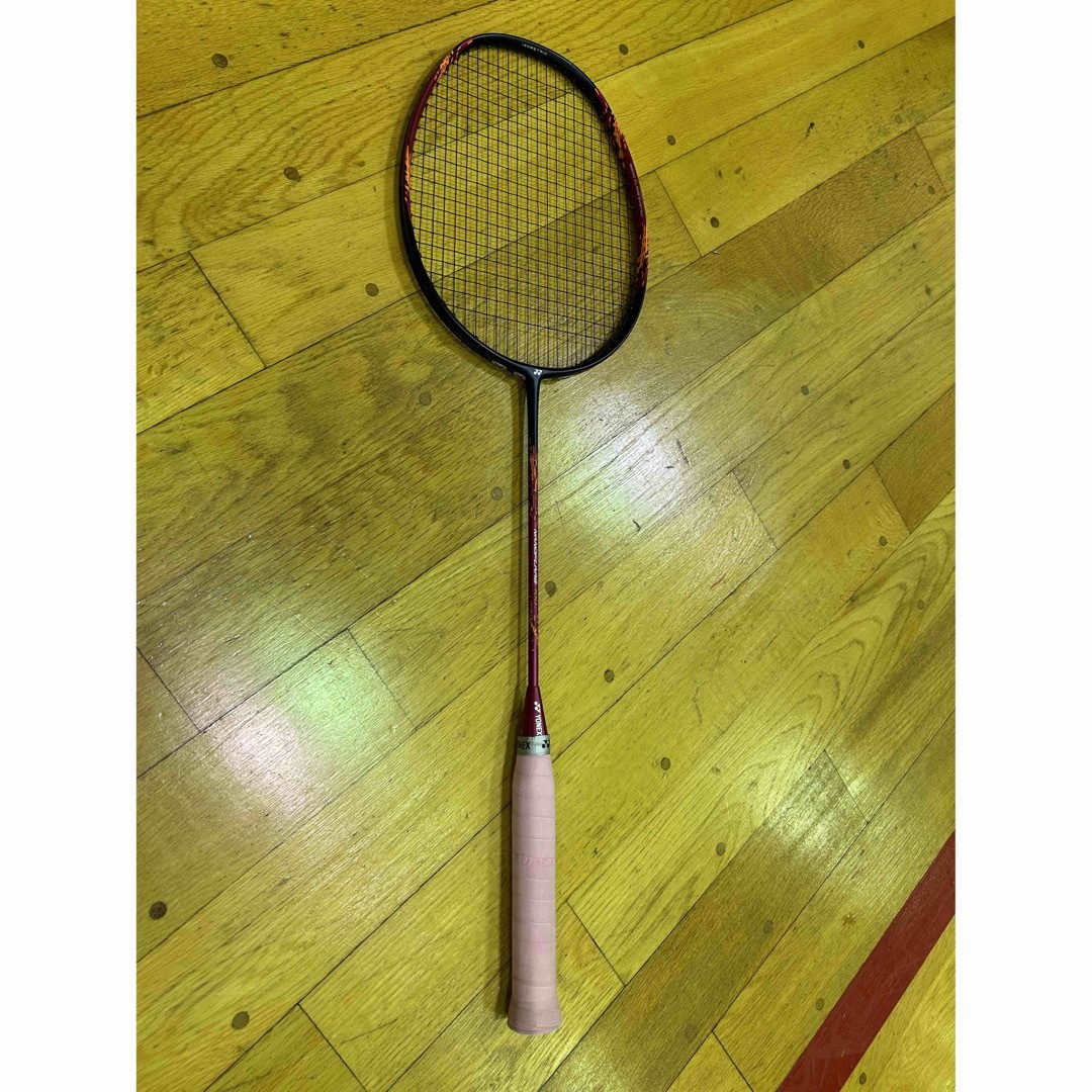 YONEX(ヨネックス)のYONEX ヨネックス NANOFLARE700 ナノフレア700 4U5 美品 スポーツ/アウトドアのスポーツ/アウトドア その他(バドミントン)の商品写真