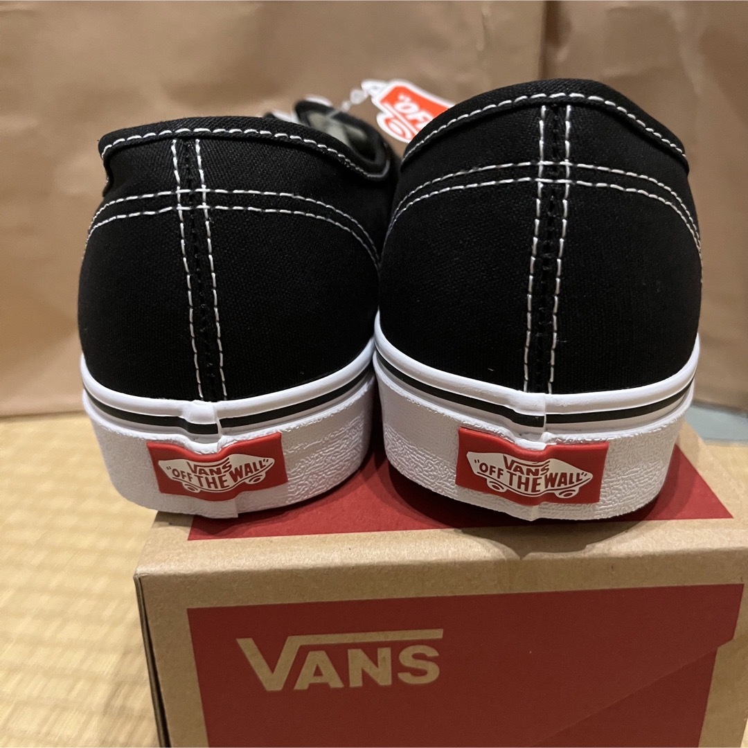 VANS新品未使用送料無料☆VANS スニーカー USA規格オーセンティック27cm