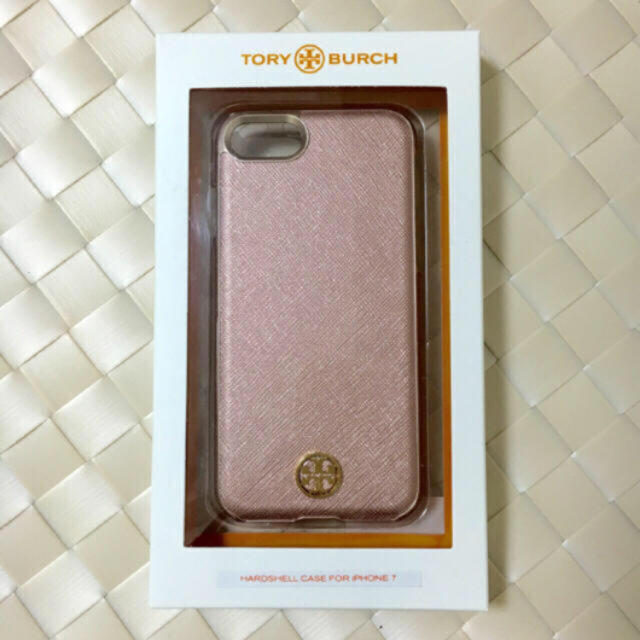 Tory Burch(トリーバーチ)の新品★Tory Burch iPhone7 スマホケース ローズゴールド 箱付き スマホ/家電/カメラのスマホアクセサリー(iPhoneケース)の商品写真