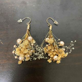 ドライフラワー ピアス(ピアス)