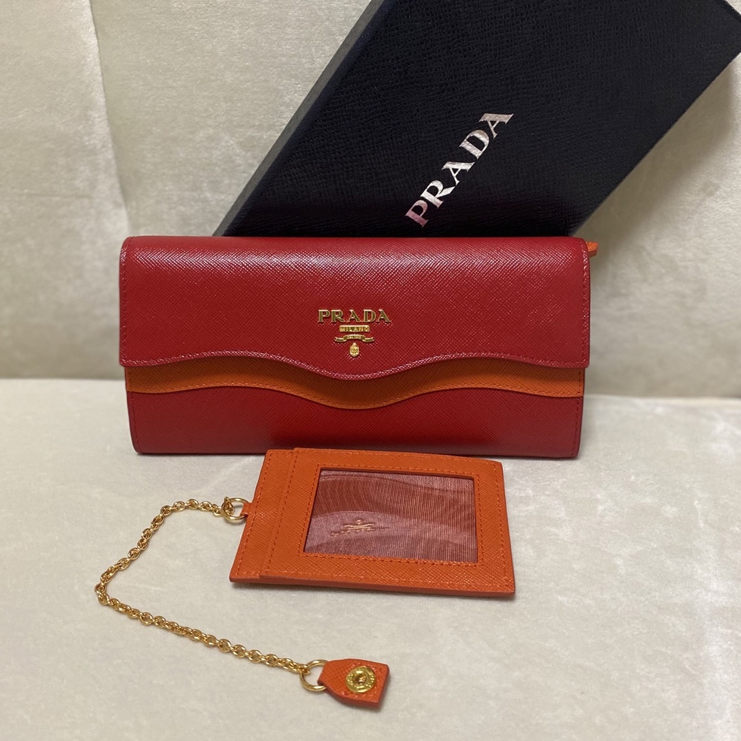 PRADA 正規品長財布♡