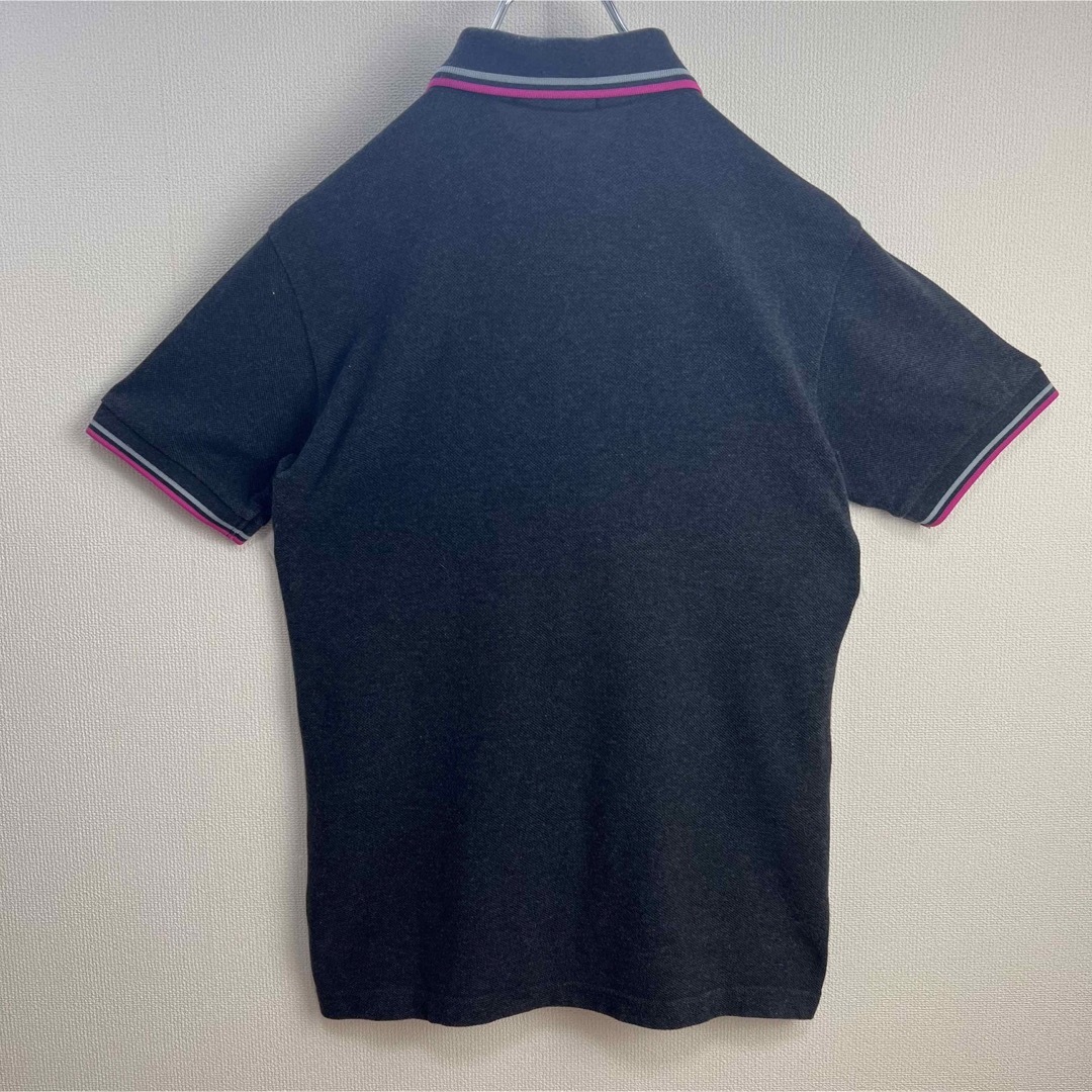 FRED PERRY(フレッドペリー)の大人気　フレッドペリー　ビンテージ　ポロシャツ　半袖　グレー　ピンク　S メンズのトップス(ポロシャツ)の商品写真