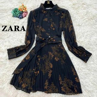 ザラ(ZARA)の美品⭐︎ ZARA ワンピース　プリーツ　ブラック　花柄　鯉　和柄　中華(ひざ丈ワンピース)