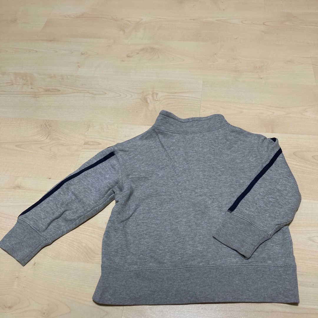 GAP(ギャップ)のGAP 上着120 キッズ/ベビー/マタニティのキッズ服男の子用(90cm~)(ジャケット/上着)の商品写真