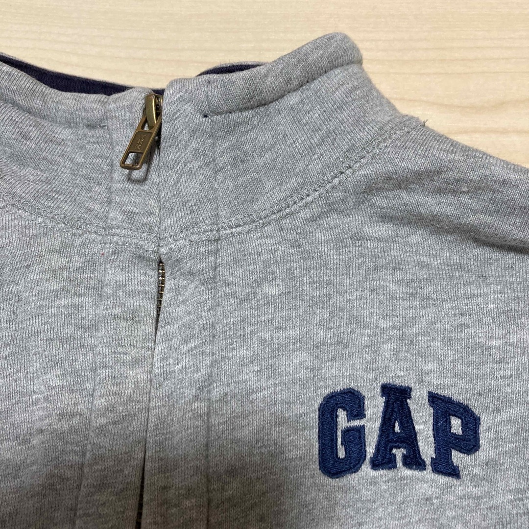 GAP(ギャップ)のGAP 上着120 キッズ/ベビー/マタニティのキッズ服男の子用(90cm~)(ジャケット/上着)の商品写真