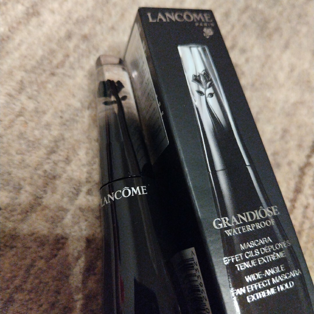 LANCOME(ランコム)のランコム グランディオーズウォータープルーフ01 ノワール ミリフィック コスメ/美容のベースメイク/化粧品(マスカラ)の商品写真