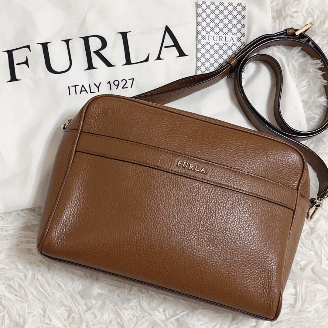 Furla - ✨希少✨美品✨フルラ アヴリル カメラバッグ ショルダー ...