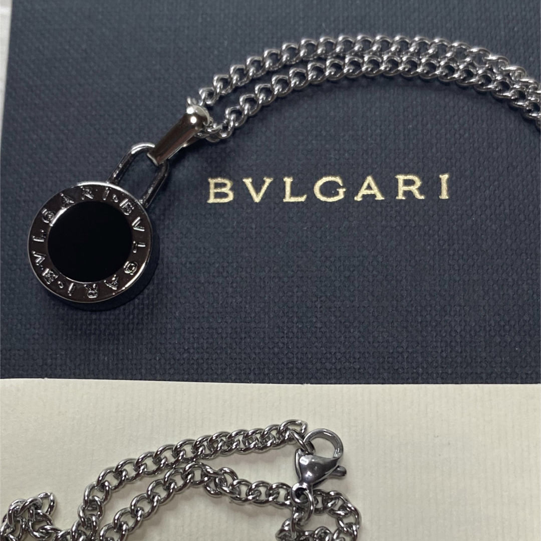 【新品正規品】BVLGARI ペンダント チャーム +チェーン 革紐 ネックレス