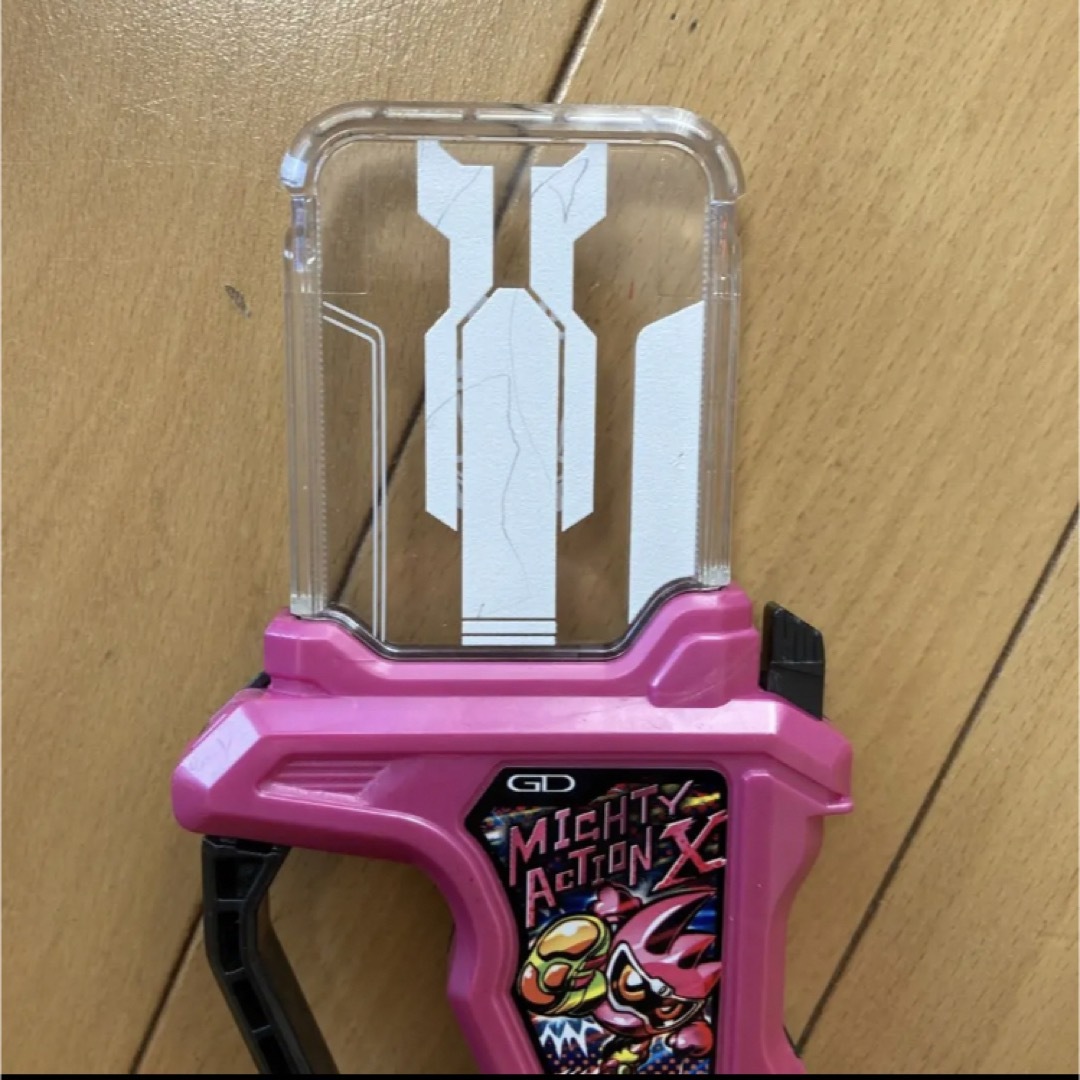 仮面ライダーエグゼイド　ベルト　ガシャット　ガシャコンソード エンタメ/ホビーのフィギュア(特撮)の商品写真