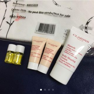 クラランス(CLARINS)の未使用☺︎CLARINS ノベルティポーチ・サンプル(ポーチ)