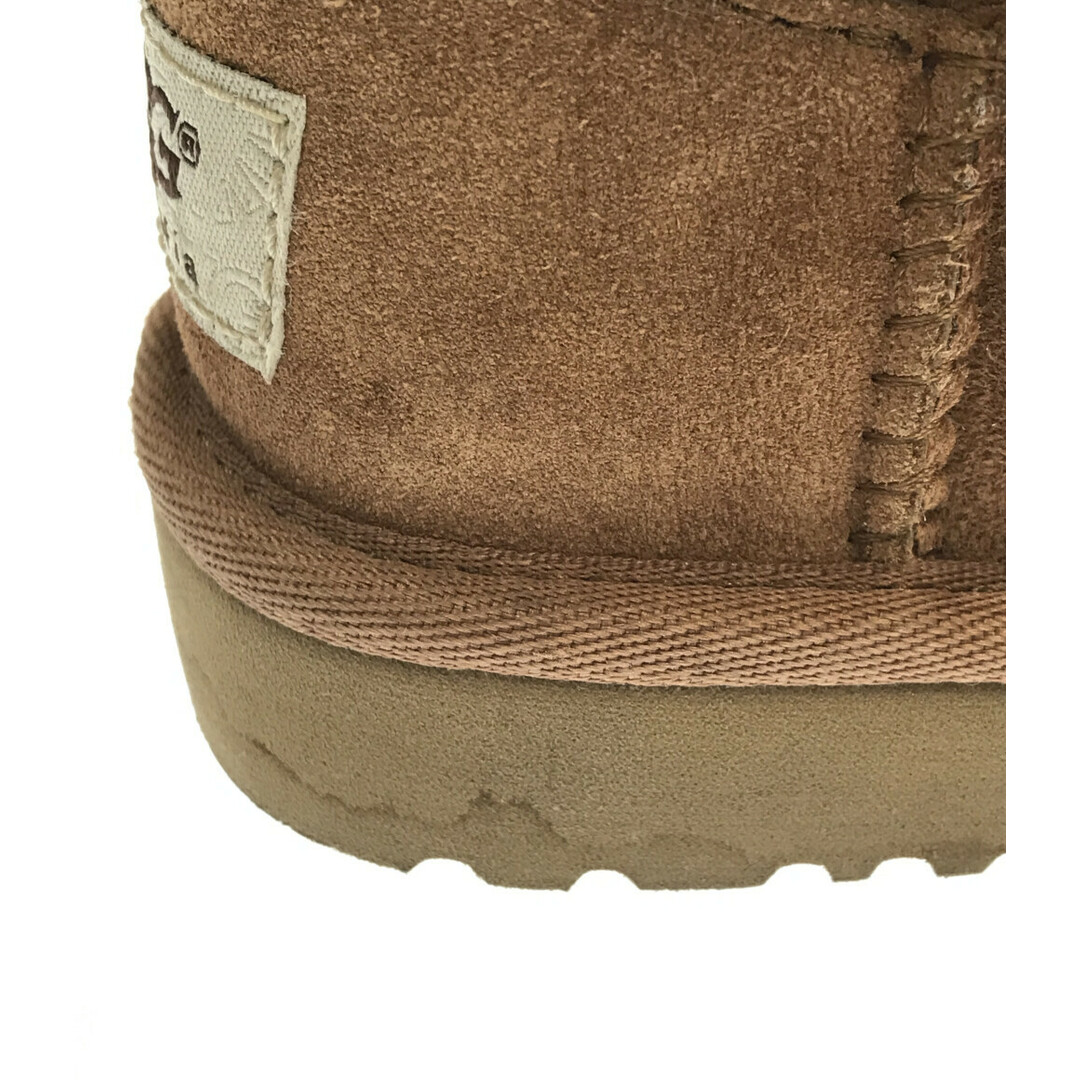 UGG(アグ)のアグ UGG ショートブーツ   5991T キッズ 15 キッズ/ベビー/マタニティのキッズ靴/シューズ(15cm~)(ブーツ)の商品写真