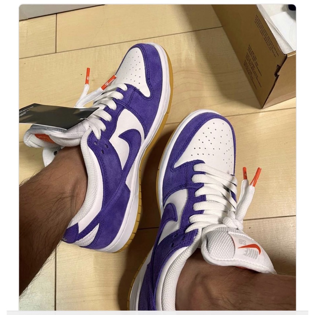 NIKE(ナイキ)のNIKE SB DUNK LOW COURT PURPLE メンズの靴/シューズ(スニーカー)の商品写真