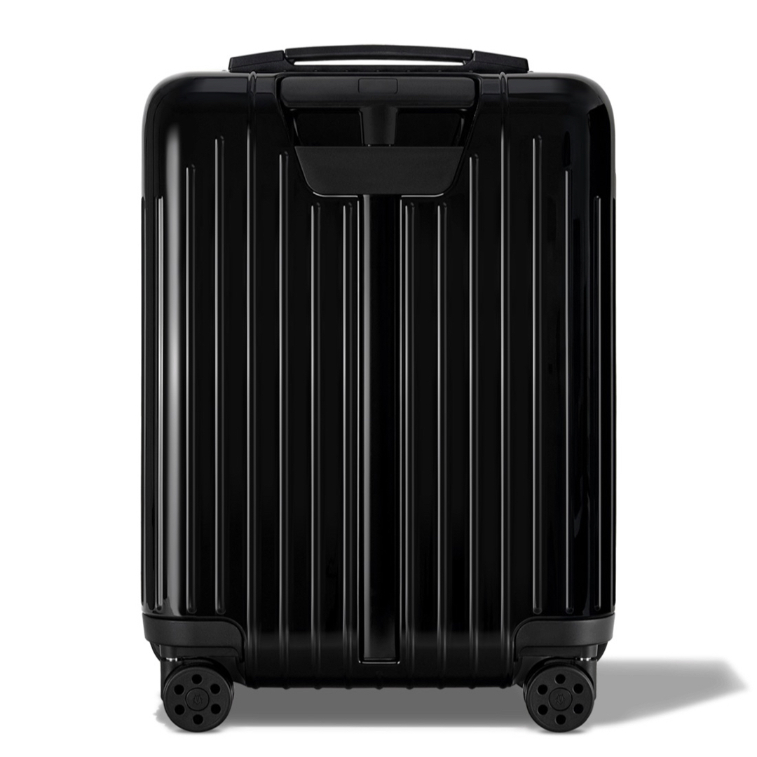 RIMOWA(リモワ)のRIMOWA リモワ Essential Lite 28L 機内持ち込み インテリア/住まい/日用品の日用品/生活雑貨/旅行(旅行用品)の商品写真