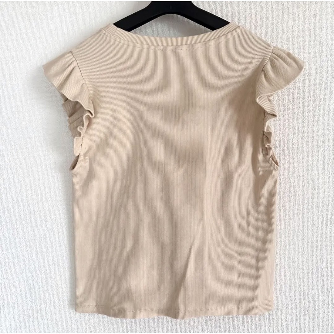 ZARA(ザラ)のZARA ザラ フリル付き ユーズド仕上げ Tシャツ【Lサイズ】ベージュ レディースのトップス(Tシャツ(半袖/袖なし))の商品写真