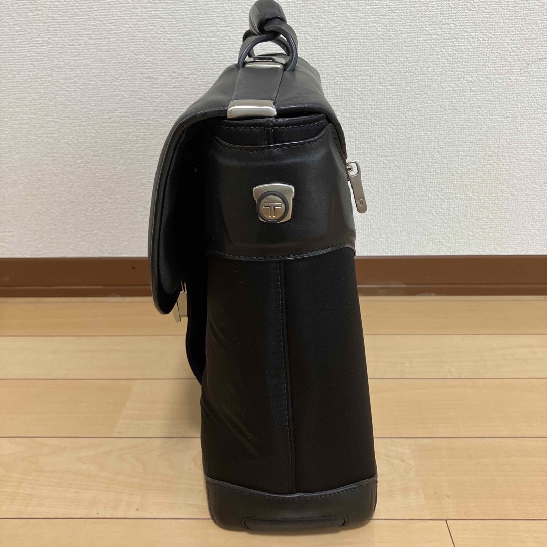 《極美品》TUMI ノートPC/ブリーフケース/ビジネス黒×ライムグリーン