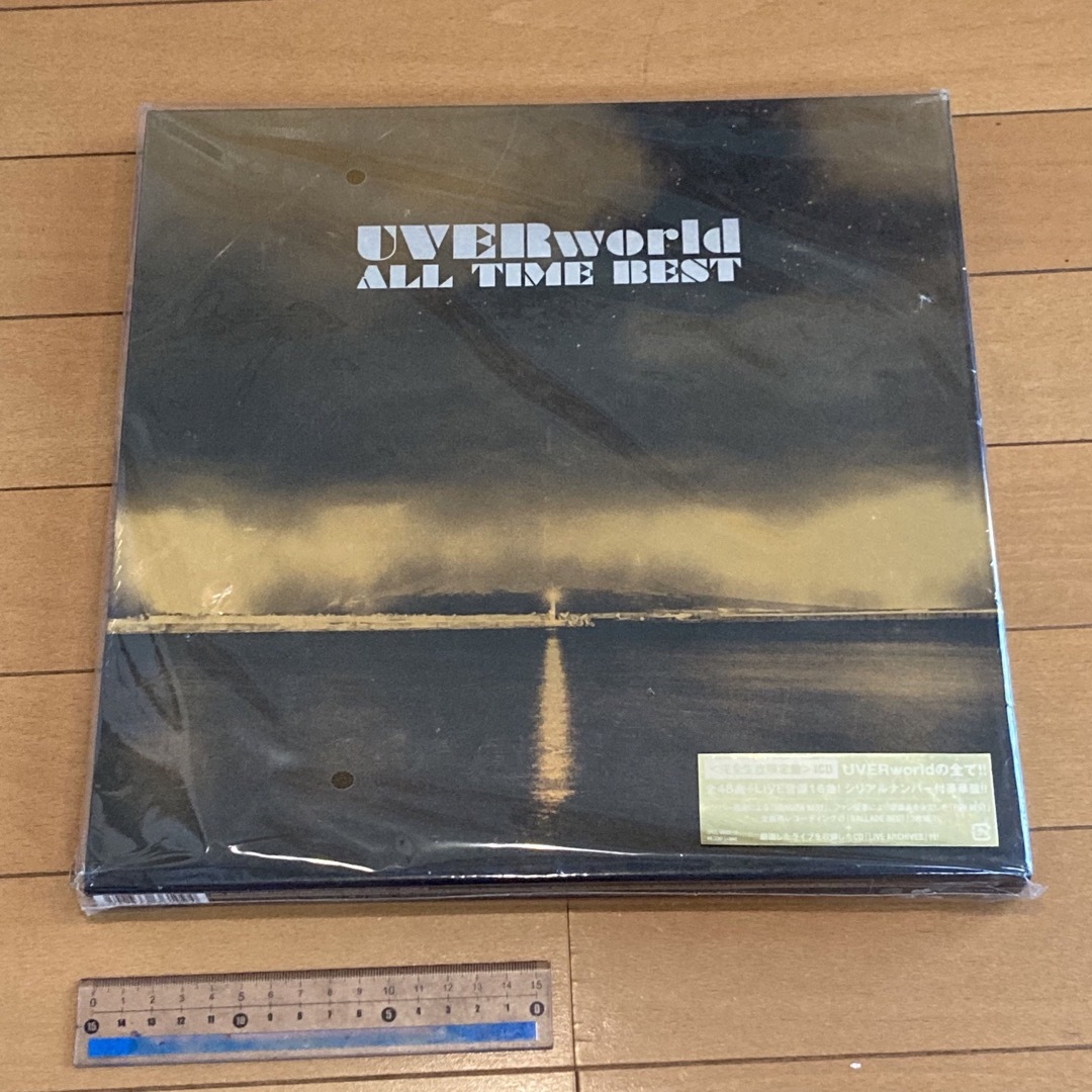 UVERworld/ ALL TIME BEST 完全生産限定盤 【4CD】 エンタメ/ホビーのCD(ポップス/ロック(邦楽))の商品写真