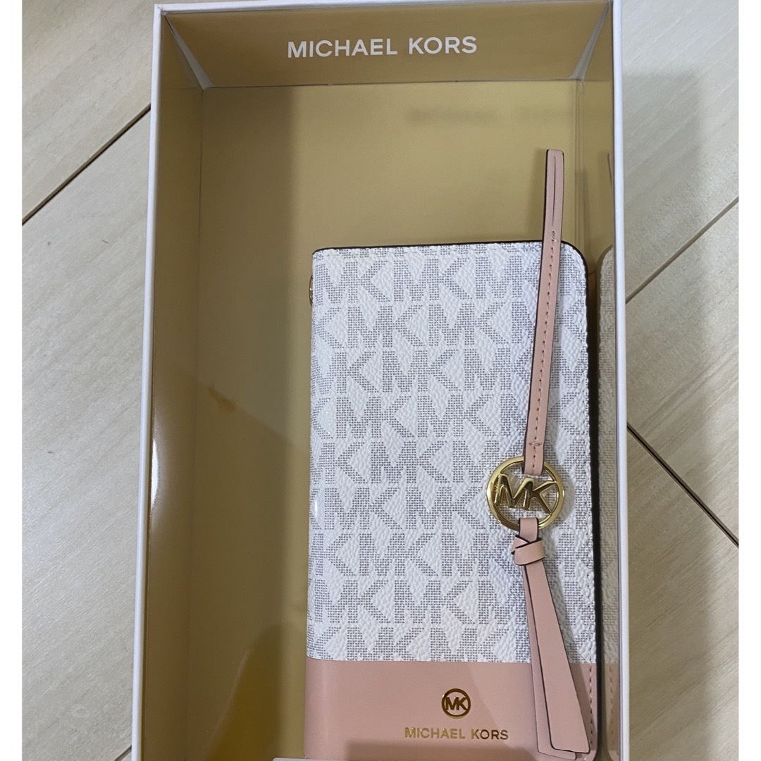 Michael Kors(マイケルコース)のMICHAEL KORS  iPhone 11 pro XR 手帳型 ケース スマホ/家電/カメラのスマホアクセサリー(iPhoneケース)の商品写真