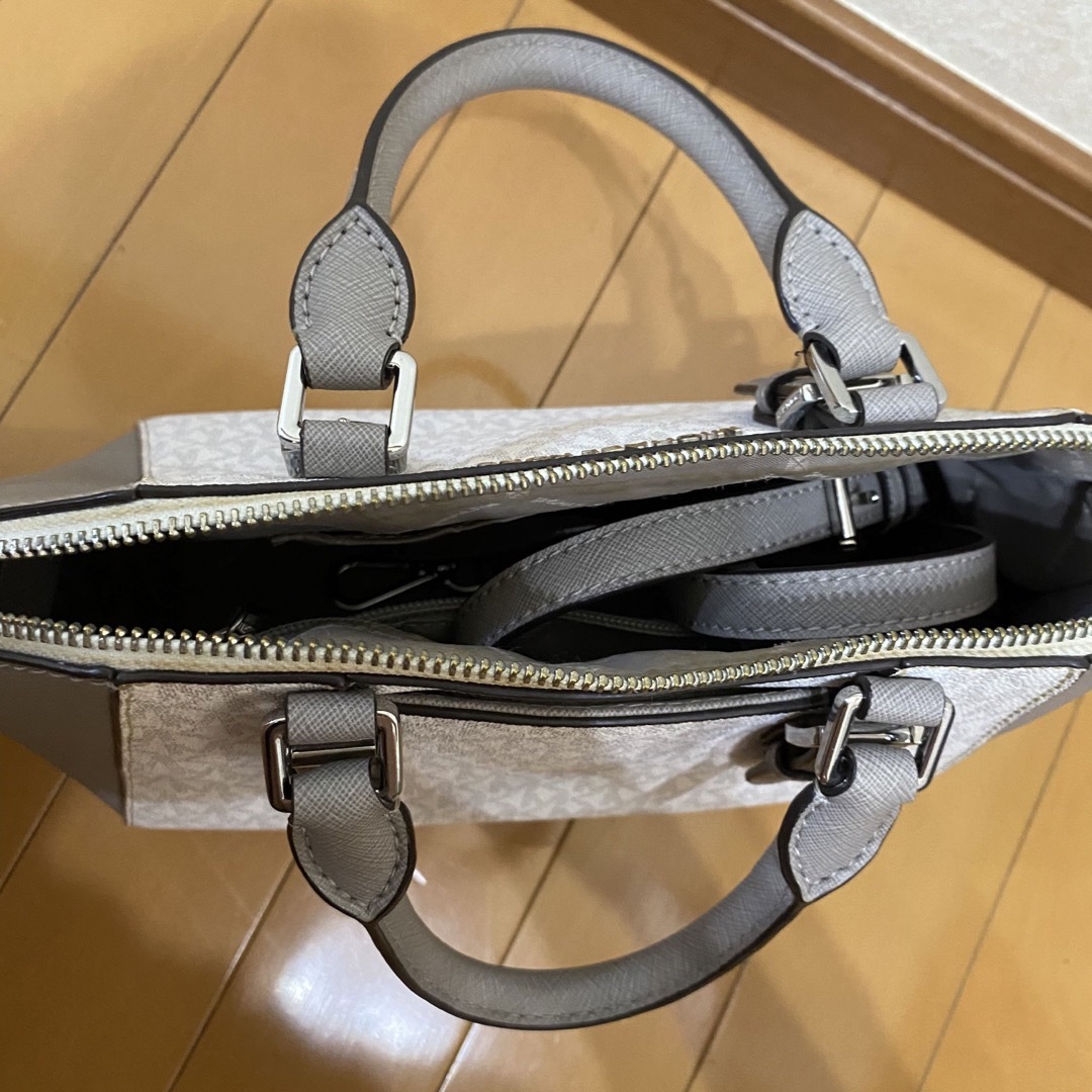 Michael Kors(マイケルコース)のマイケルコース　ハンドバッグ レディースのバッグ(ハンドバッグ)の商品写真