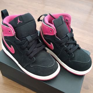 Nike Air Jordan1Mid\