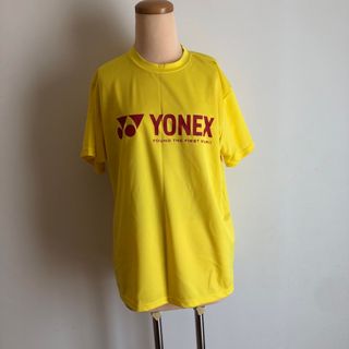 ヨネックス(YONEX)のヨネックス　Tシャツ　ユニMサイズ(ウェア)