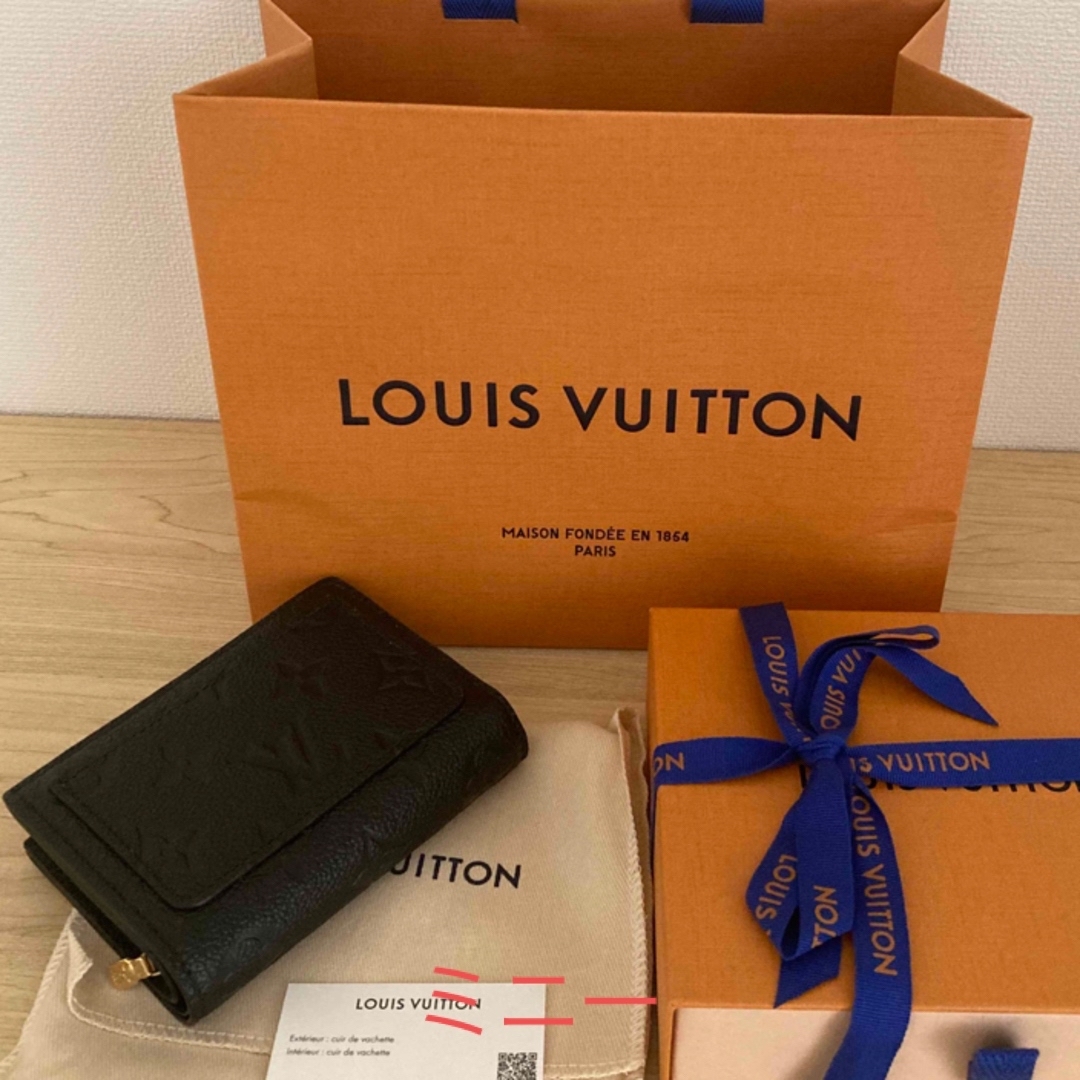 LOUIS VUITTON(ルイヴィトン)のルイヴィトン☆ポルトフォイユ　クレア レディースのファッション小物(財布)の商品写真