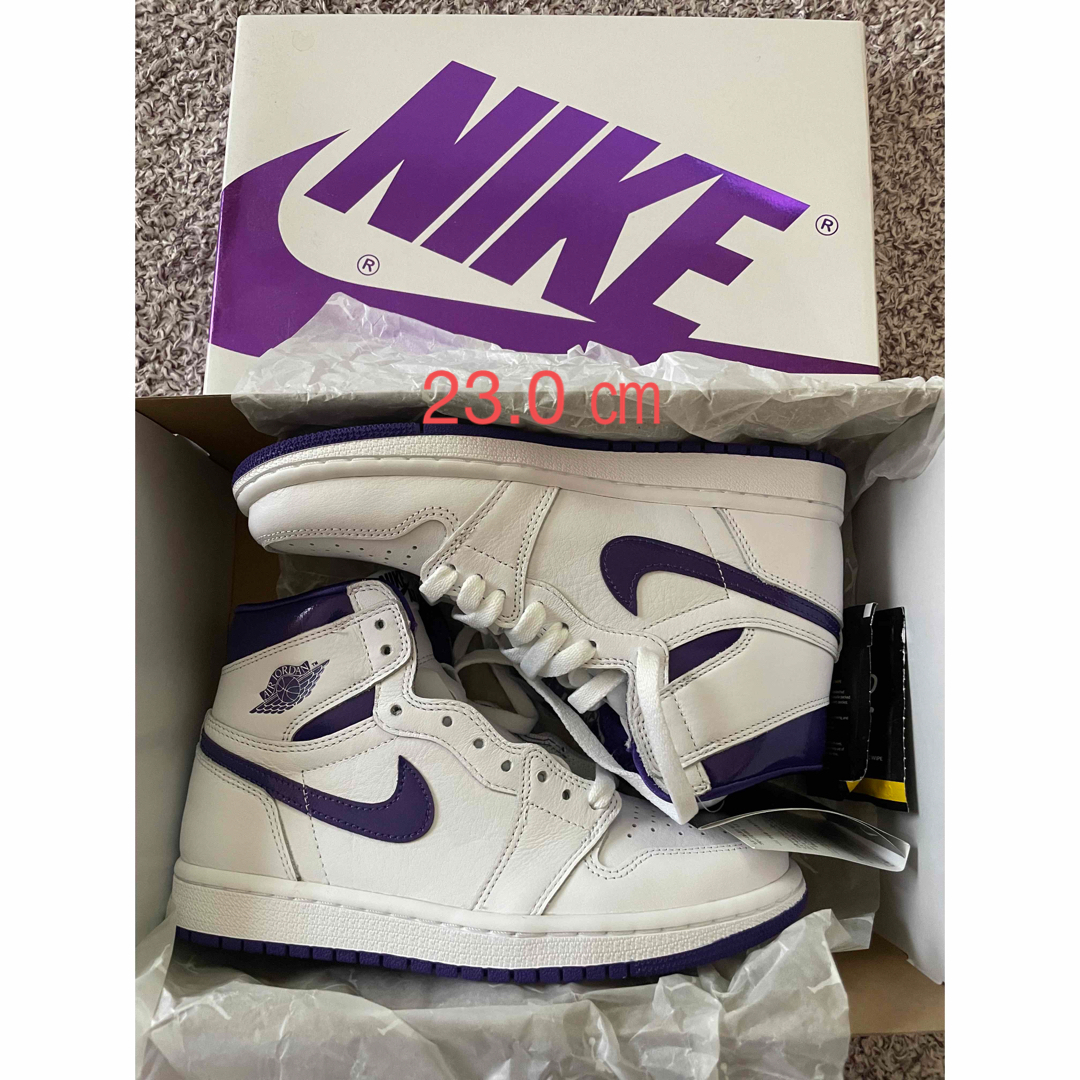 NIKE(ナイキ)のJordan1 high OG Court Purple  レディースの靴/シューズ(スニーカー)の商品写真