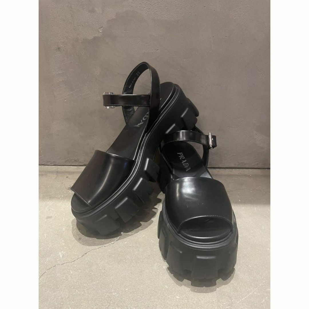 PRADA - 未使用品 展示品 197213 PRADA プラダ 厚底サンダル サンダル