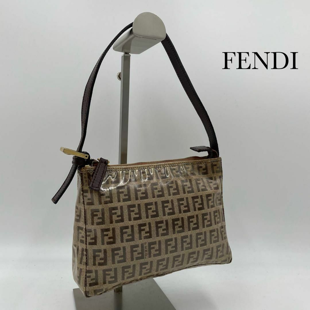 ✨FENDI✨フェンディ アクセサリーポーチ ズッキーノ FFロゴ金具-