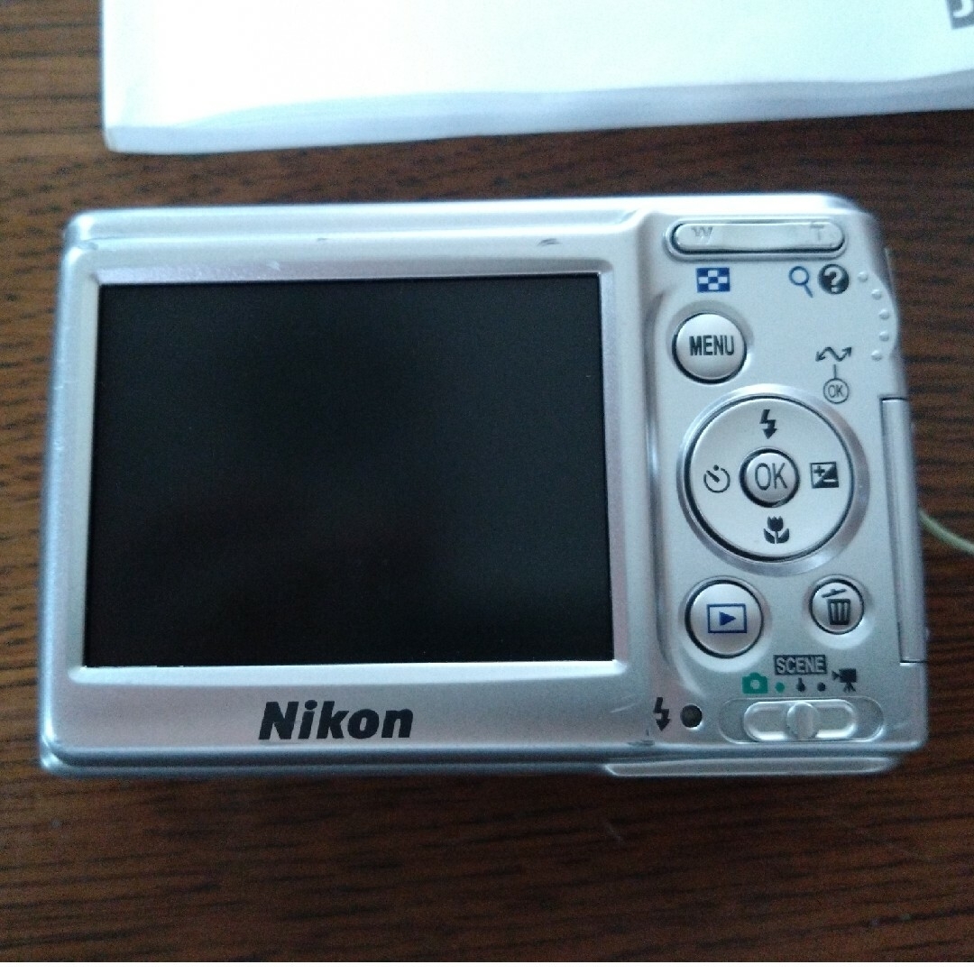 Nikon(ニコン)のNikon  COOLPIX L12デジタルカメラ スマホ/家電/カメラのカメラ(コンパクトデジタルカメラ)の商品写真