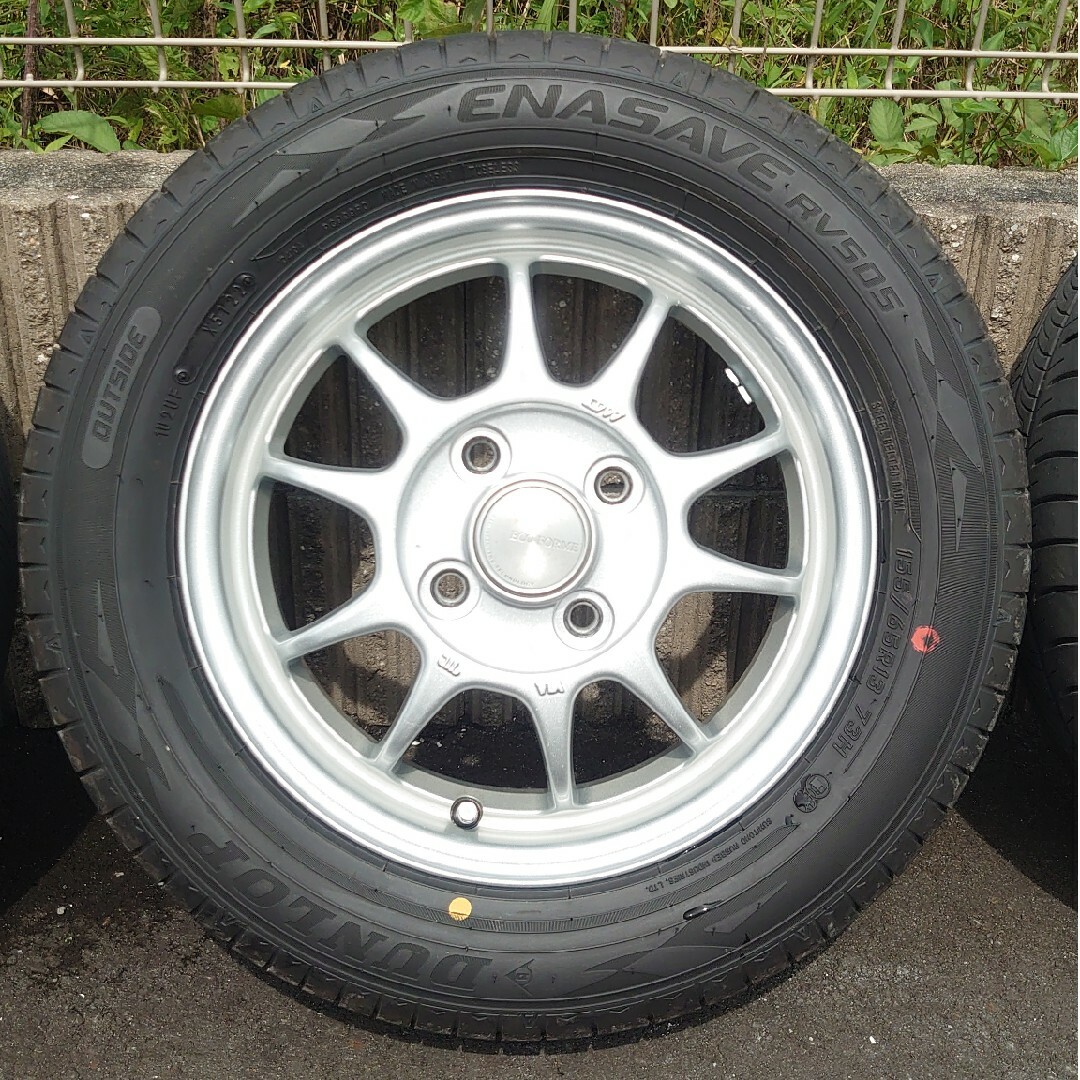 BRIDGESTONE(ブリヂストン)の【美品】ブリジストン エコフォルム CRS102 13インチ 155/65R13 自動車/バイクの自動車(タイヤ・ホイールセット)の商品写真