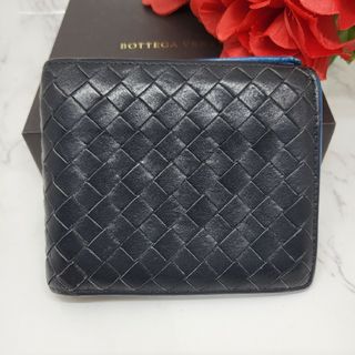 ボッテガヴェネタ BOTTEGAVENETA 二つ折り財布 イントレチャート レザー ダークグレー/ブルー メンズ 送料無料 e56064a