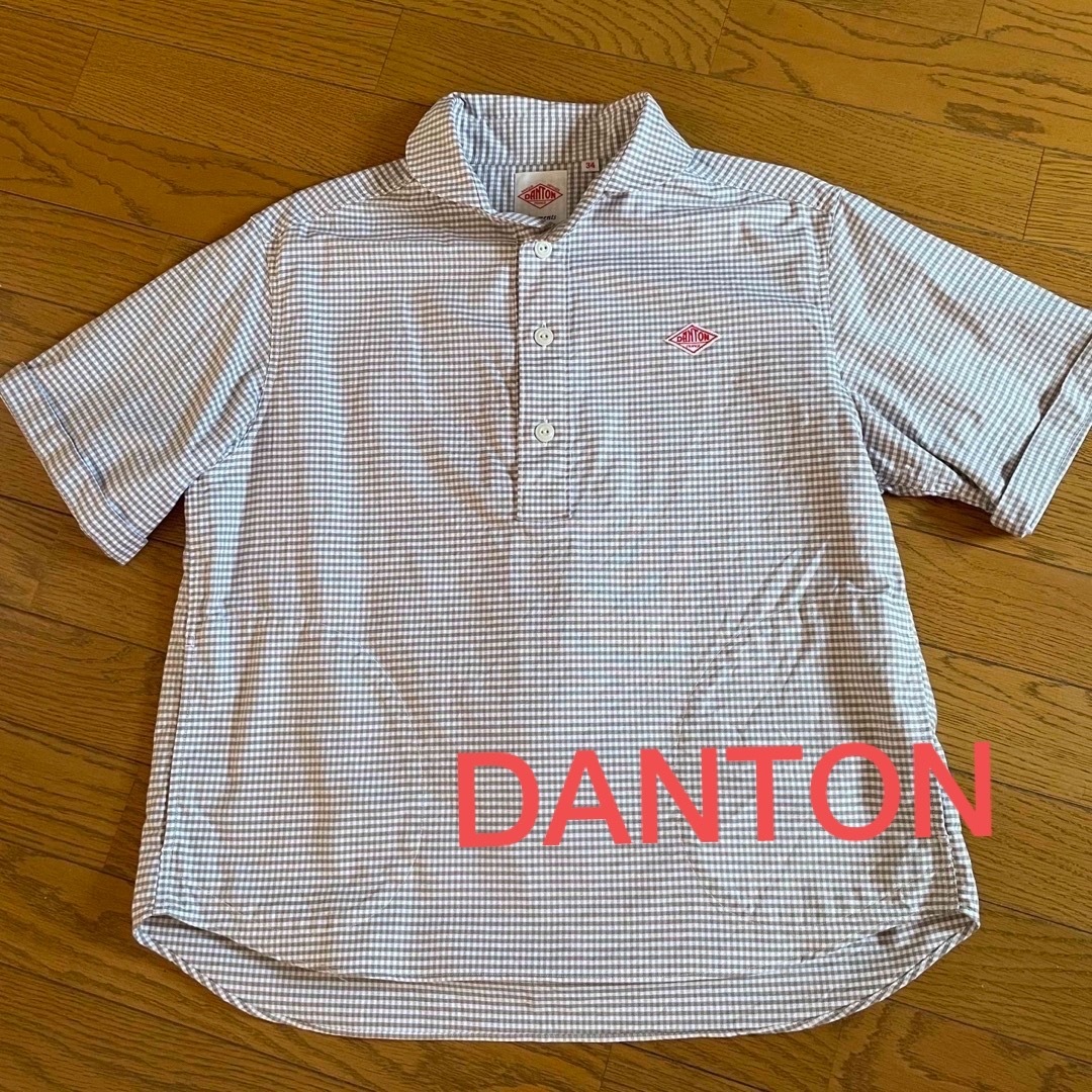DANTON(ダントン)のDANTON プルオーバー　シャツ　34 おまけ付き レディースのトップス(シャツ/ブラウス(半袖/袖なし))の商品写真