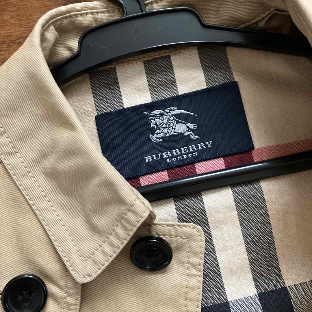 BURBERRY(バーバリー)のみき様♡バーバリートレンチコート　90 キッズ/ベビー/マタニティのキッズ服男の子用(90cm~)(コート)の商品写真