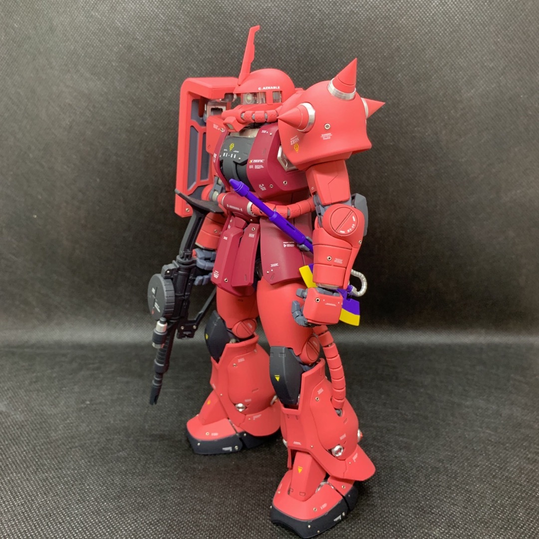 1/100 MG MS-06S シャア専用ザク Ver.2.0 塗装済完成品 1/100 MG MS-06S シャア専用ザク Ver.2.0 塗装済完成品