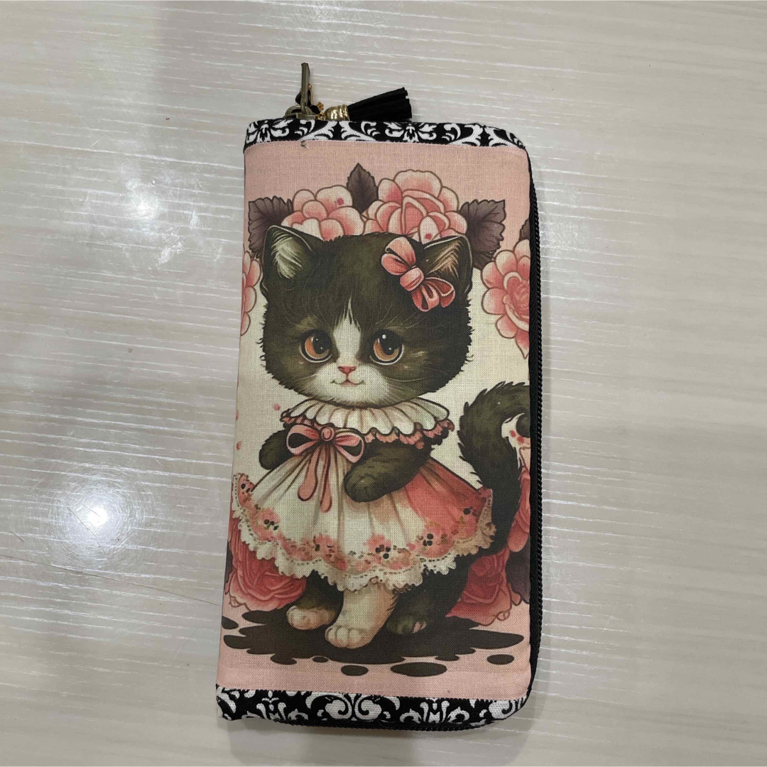 □WEBストア限定□ 最終お値下げ ミナペルホネン お財布 猫ちゃん